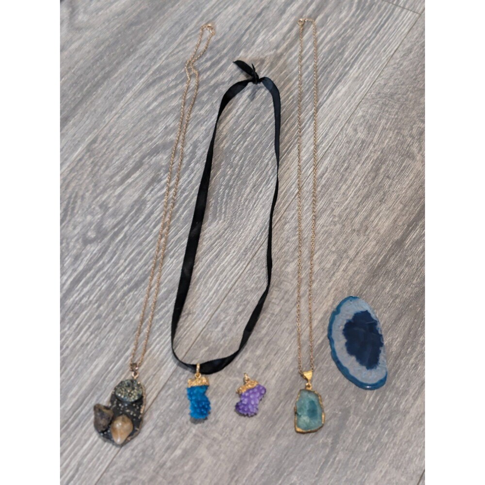 5 Pendant Necklace Lot | Agate Slice, Dyed Coral & Crystal Pendants